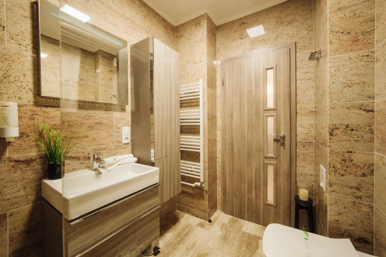 Diandra Residence Cluj-Napoca Exteriör bild
