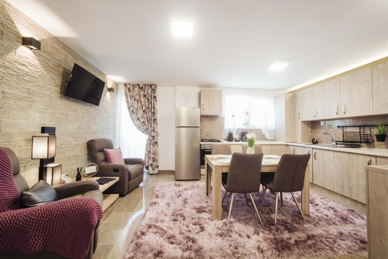 Diandra Residence Cluj-Napoca Exteriör bild